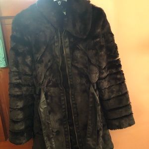 NWOT Hawke & Co. faux fur coat